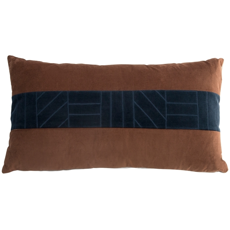 gabrielle-pillow-chocolate-navy-26-14-front1