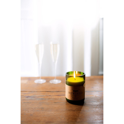 champagne-candle-roomshot1