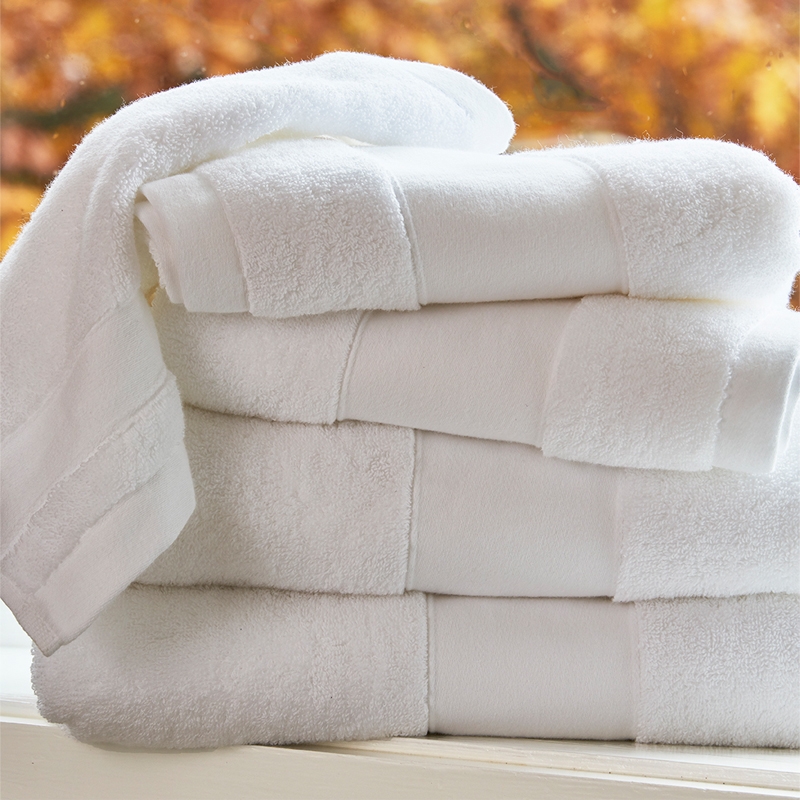 petra-bath-towel-white-front1