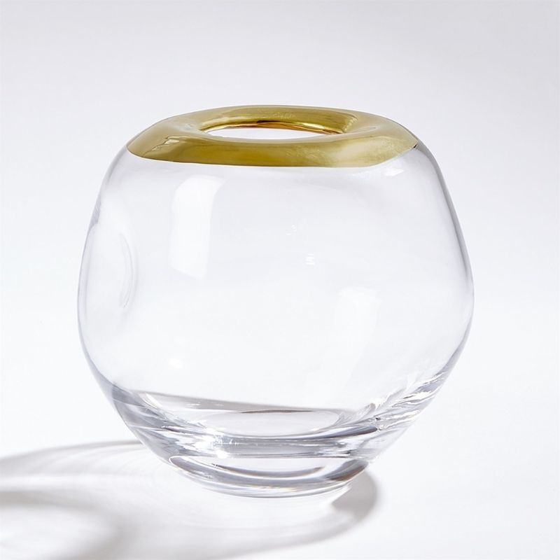 Organic-Form-Vase-Front1