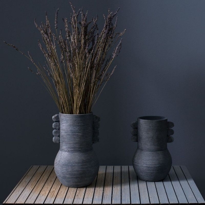 Murray-Vase-Blue-Roomshot1