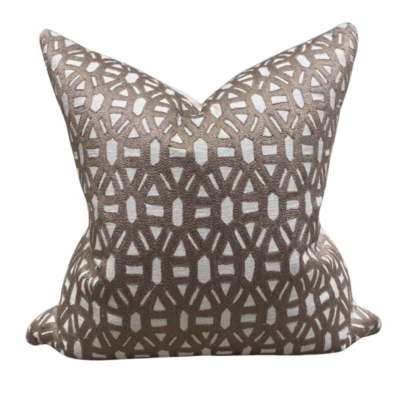 Cathedral-Ice-Pillow-White-Front1