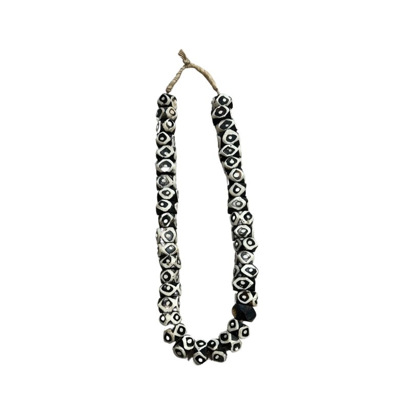 Petite-Kenya-Beads-Front1