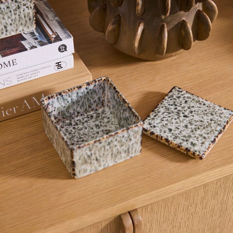 HW Home - Furniture Store | Online Store | Custom Furniture-Whipser Box ...